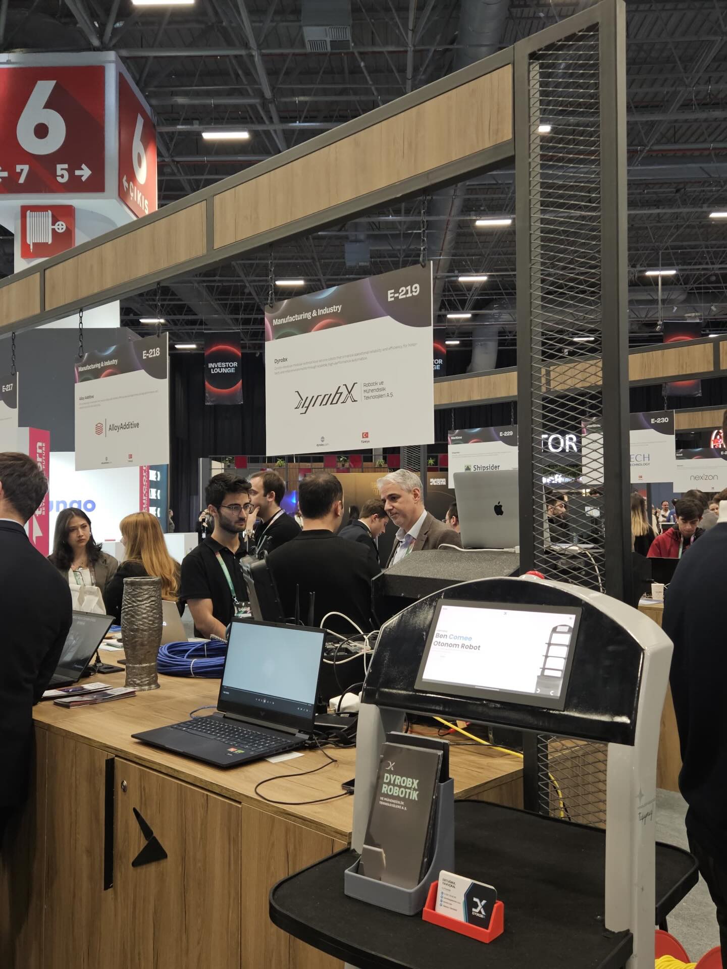 DYROBX standı (E-219), Manufacturing & Industry alanında.